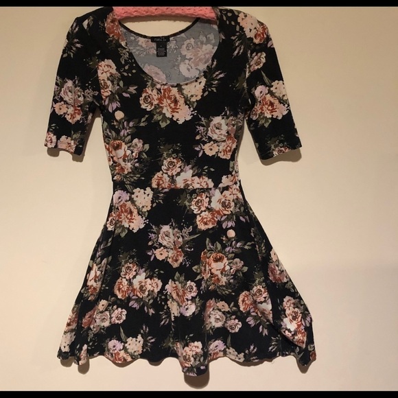 Rue21 Dresses & Skirts - Rue 21 Floral Flare Dress